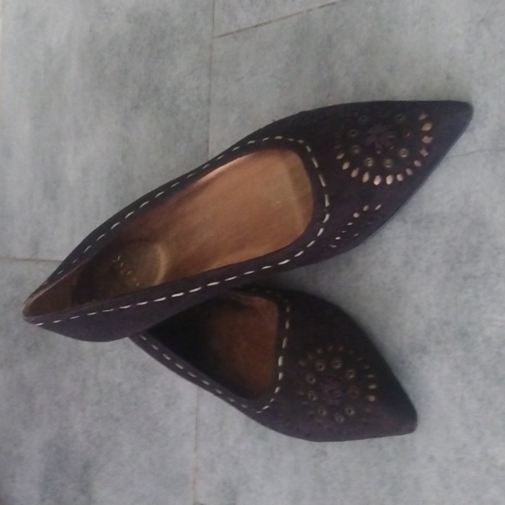 SHOES  P . Ros